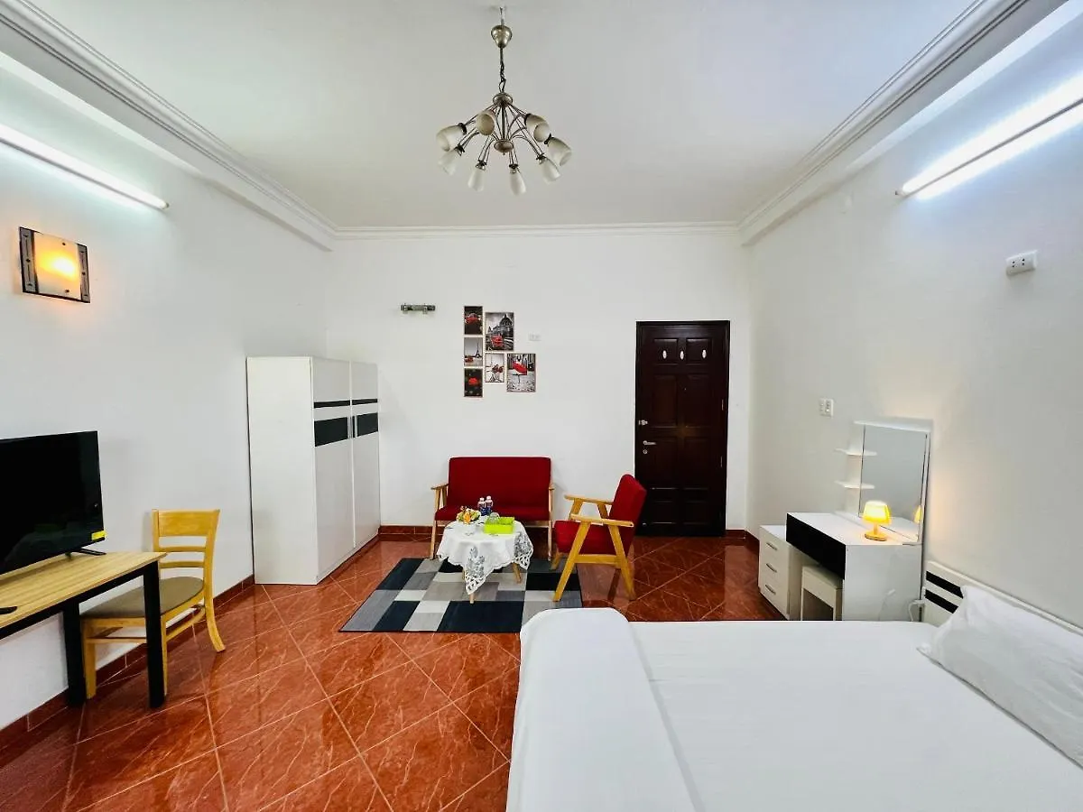 Mina House Airport Apartment Хошимин